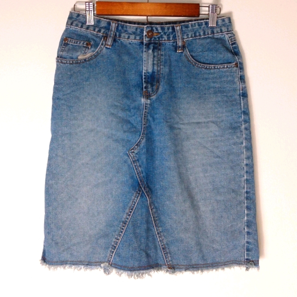 Aeropostale 1/2 28 Jeans Skirt